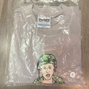 FoulPlay Graphic T-shirt happy meal in gray.